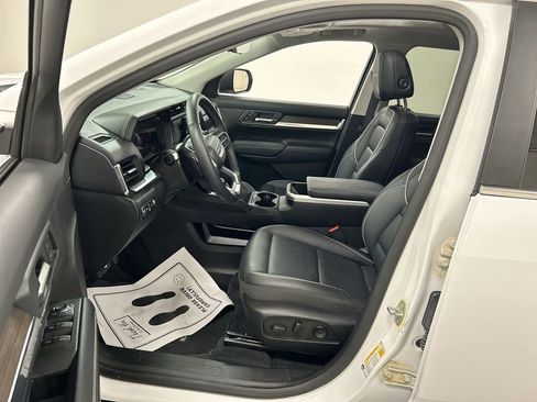 Certified 2026 GMC Terrain Denali AWD/4WD image 9