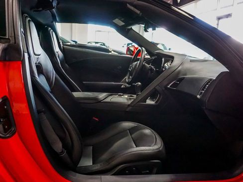 Used 2014 Chevrolet Corvette Stingray Coupe image 31