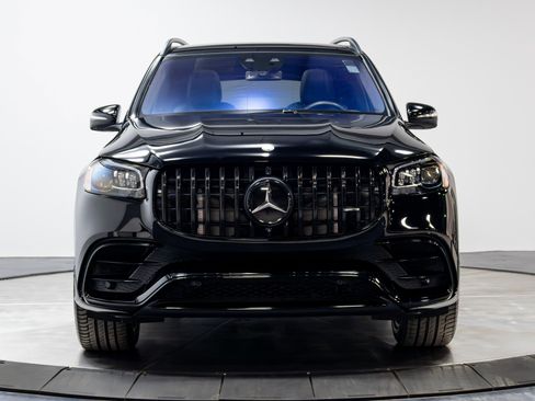 Used 2024 Mercedes-Benz GLS 63 AMG 4MATIC image 45