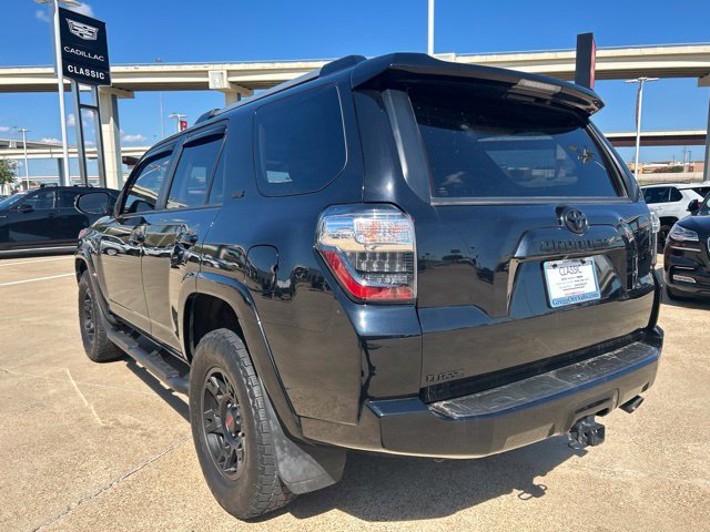Used 2022 Toyota 4Runner SR5 Premium w/ Moonroof Package AWD/4WD image 7