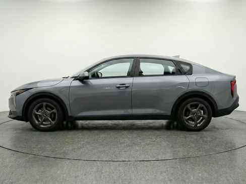 Used 2025 Kia K4 FWD image 5