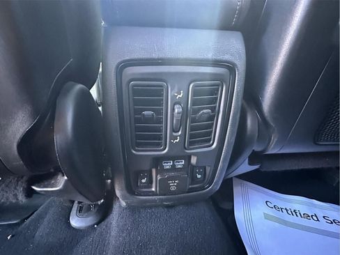 Used 2024 Dodge Durango GT image 40