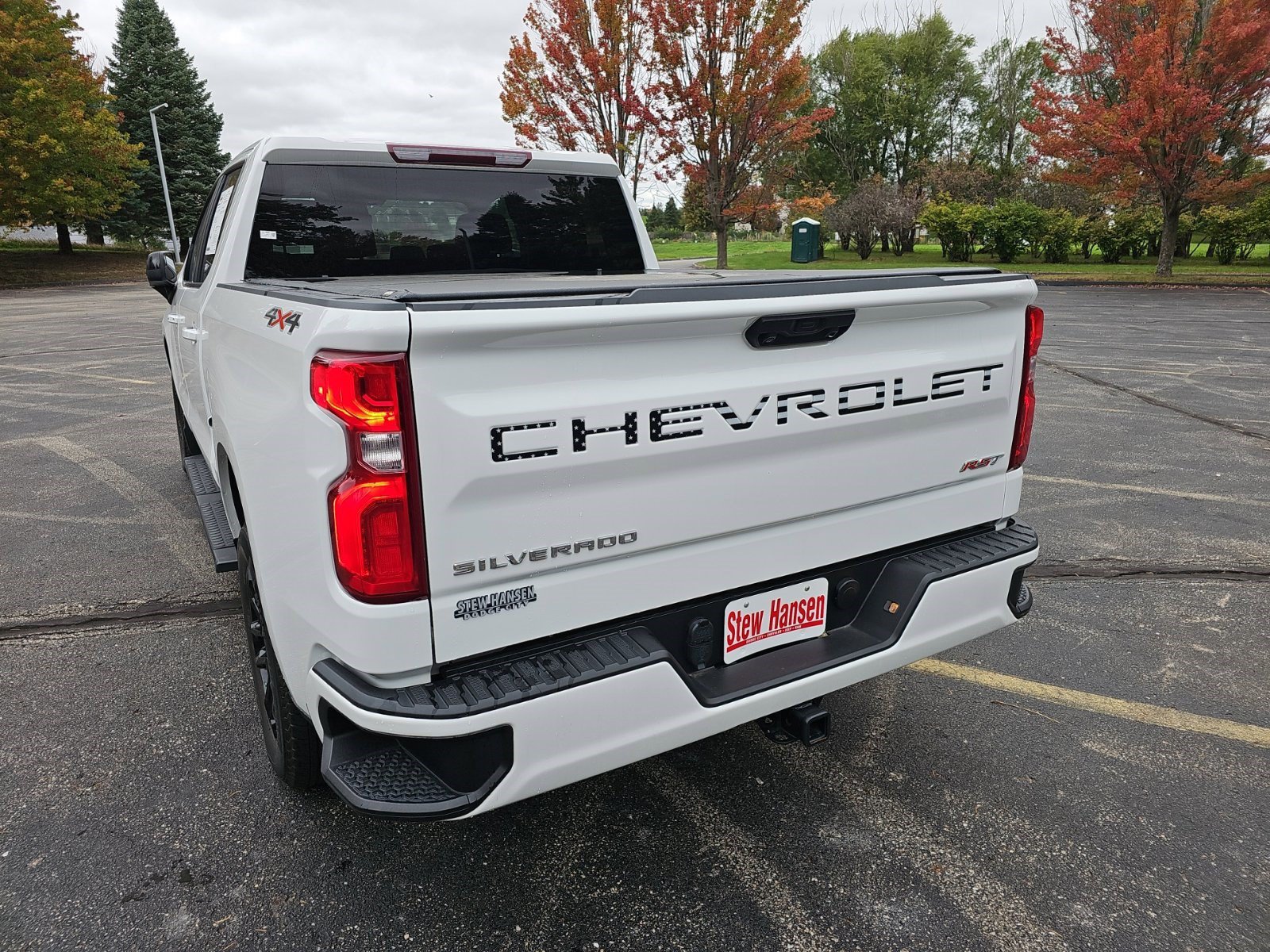 Used 2024 Chevrolet Silverado 1500 RST AWD/4WD image 5