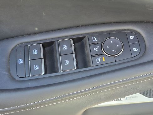 Used 2025 INFINITI QX60 Luxe w/ Vision Package image 8