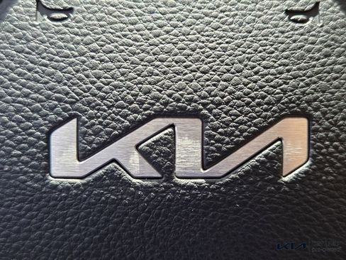 Certified 2024 Kia Seltos X-Line AWD/4WD image 30