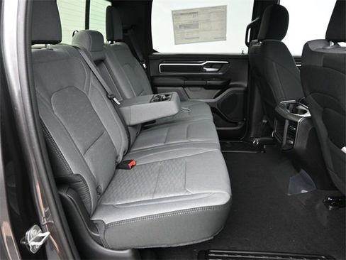 New 2026 RAM 1500 4x4 Crew Cab image 14