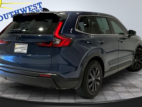 Used 2024 Honda CR-V LX image 6