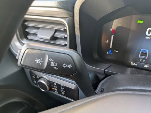 New 2025 Ford Maverick XL FWD image 27