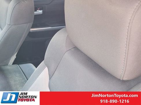 Used 2015 Toyota Tundra SR5 w/ SR5 Upgrade Package image 16