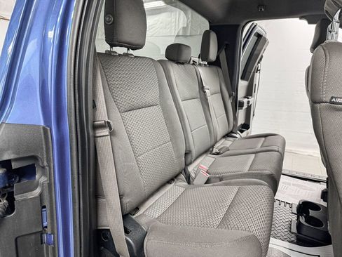 Used 2015 Ford F150 XLT AWD/4WD image 9