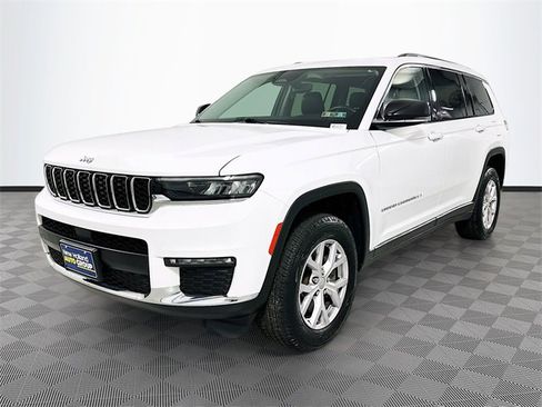Used 2022 Jeep Grand Cherokee L Limited image 3
