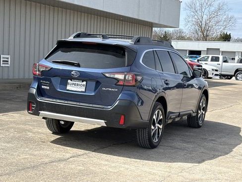 Used 2022 Subaru Outback Limited image 3