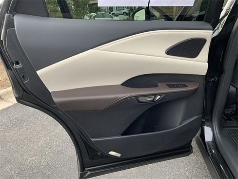 Used 2023 Lexus RX 350h image 15