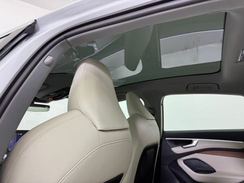 Used 2026 Audi A6 Premium image 17