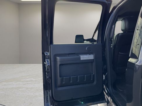 Used 2013 Ford F250 Lariat w/ Lariat Ultimate Pkg image 29