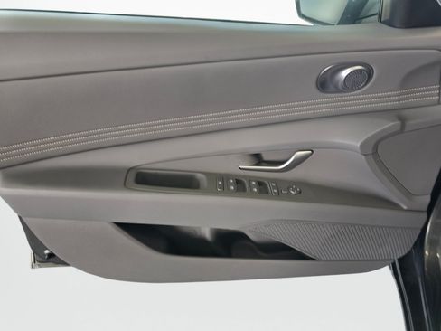 New 2026 Hyundai Elantra Sport FWD image 34