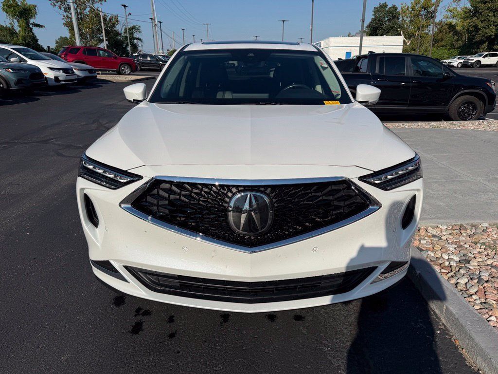 Used 2024 Acura MDX w/ Technology Package AWD/4WD image 2
