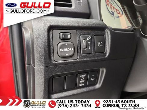 Used 2024 Toyota 4Runner SR5 image 19