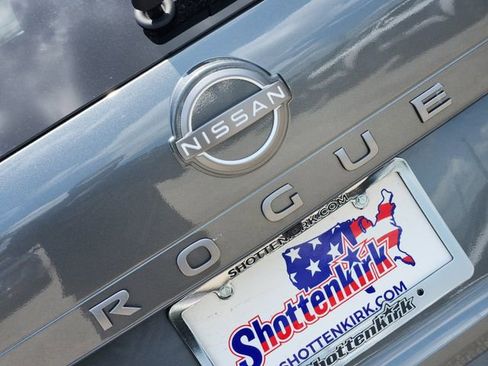 New 2026 Nissan Rogue SV image 8