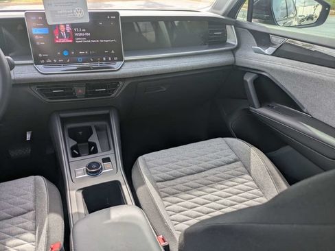 Certified 2026 Volkswagen Tiguan S FWD image 17