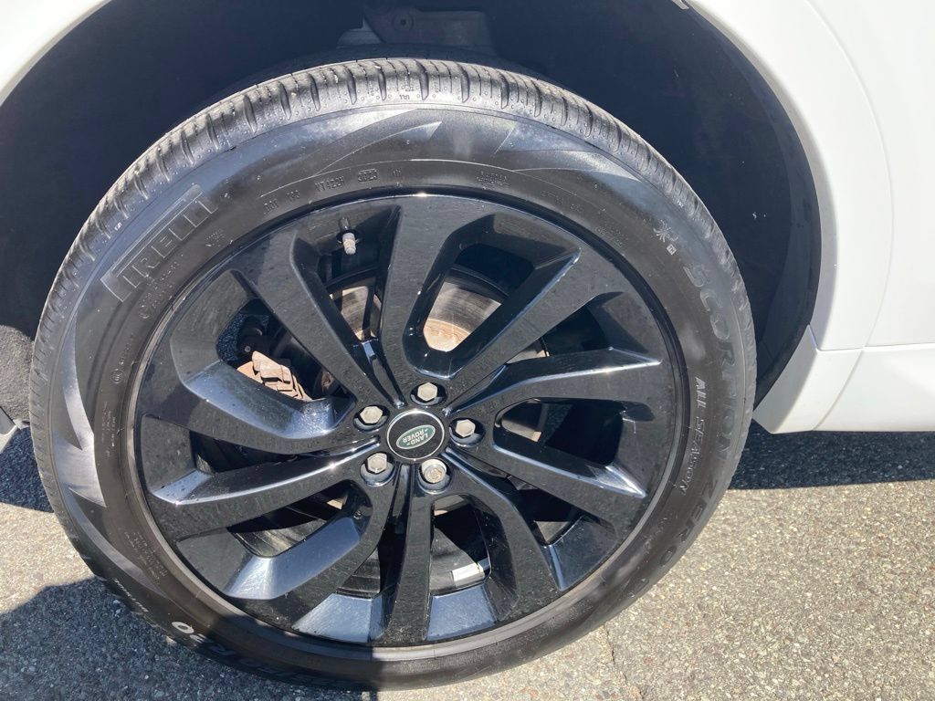 Used 2022 Land Rover Discovery Sport S R-Dynamic AWD/4WD image 41