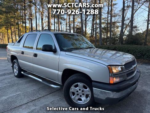 Used 2004 Chevrolet Avalanche Z66 w/ Preferred Equipment Group image 1