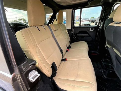 Used 2021 Jeep Wrangler Unlimited Sahara AWD/4WD image 25