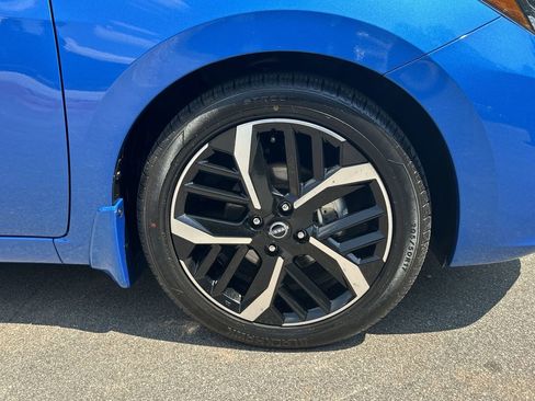 Used 2023 Nissan Versa SR w/ Trunk Package image 13