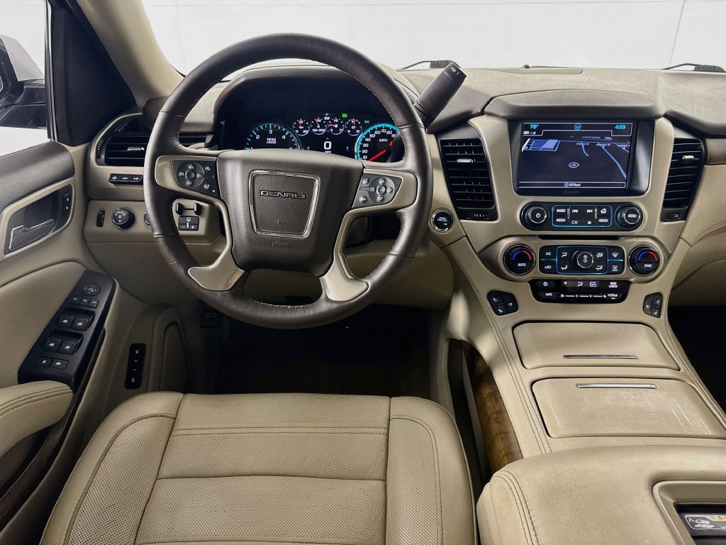 Used 2018 GMC Yukon XL Denali w/ Open Road Package AWD/4WD image 29