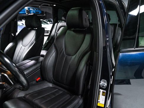 Used 2019 BMW X5 xDrive40i w/ M Sport Package AWD/4WD image 16