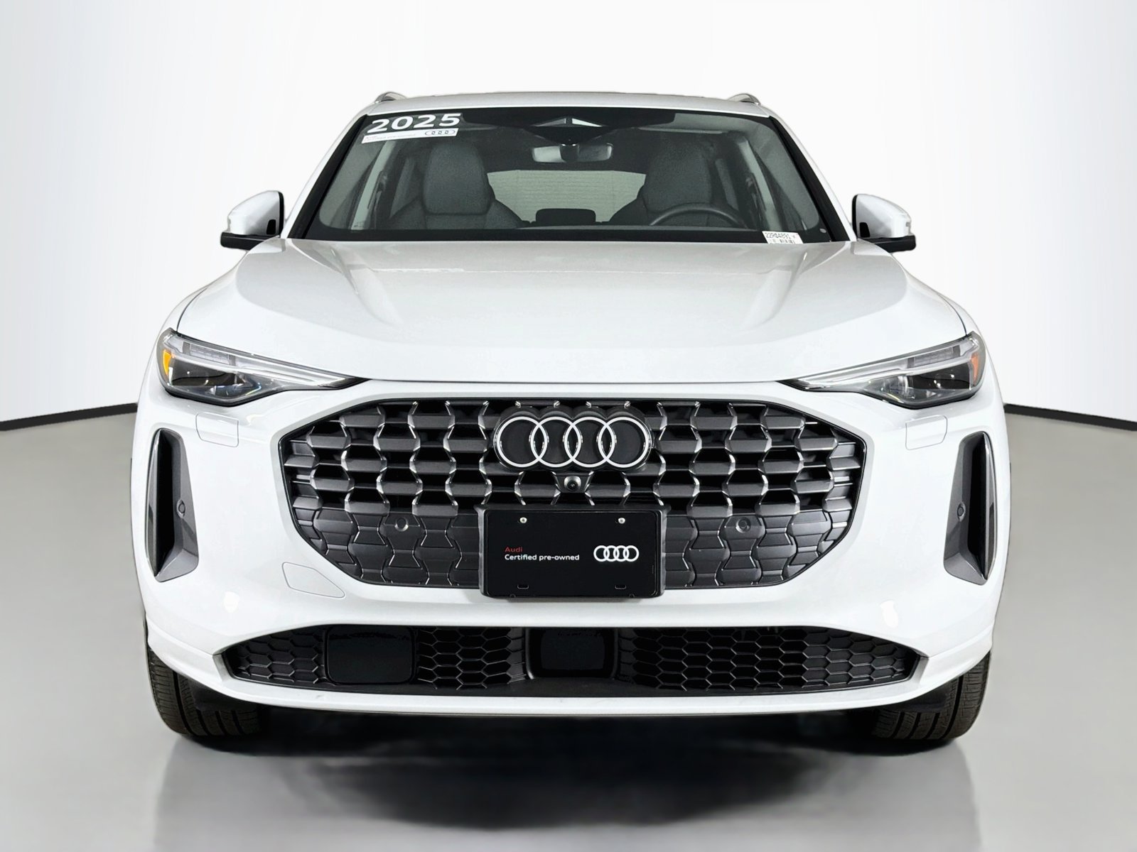 Certified 2025 Audi Q5 Premium w/ Premium Plus AWD/4WD image 2