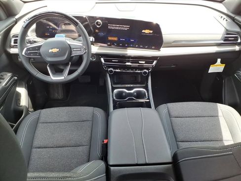 New 2026 Chevrolet Traverse LT w/ Enhanced Driving Package FWD image 19
