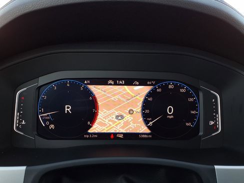 Used 2021 Volkswagen Atlas SEL R-Line image 32