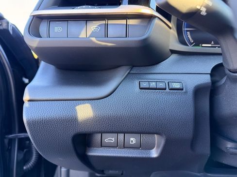 New 2026 Toyota Crown Nightshade image 18