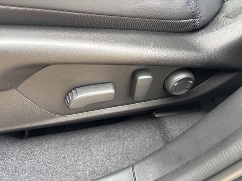 New 2025 Subaru Forester Limited image 19