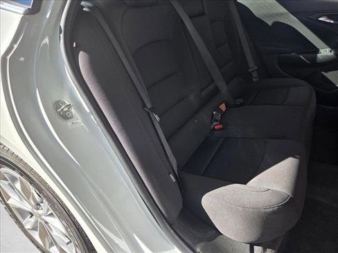 Used 2024 Chevrolet Malibu LT image 18