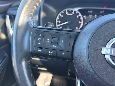 Used 2023 Nissan Rogue SL w/ SL Premium Package image 20