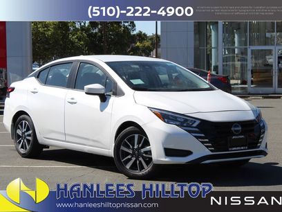 New 2025 Nissan Versa SV w/ Trunk Package