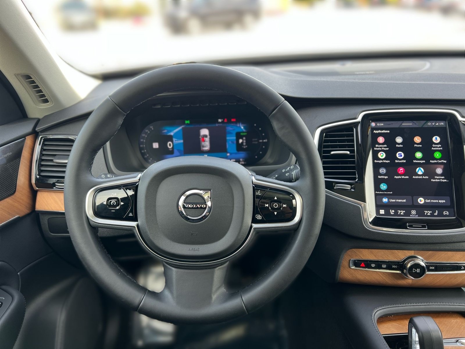 Certified 2025 Volvo XC90 T8 Plus w/ Protection Package AWD/4WD image 16