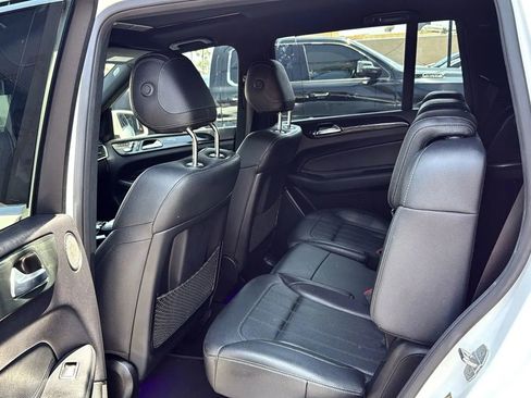Used 2018 Mercedes-Benz GLS 450 4MATIC w/ Premium Package image 12