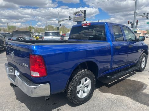 Used 2017 RAM 1500 ST w/ SXT Appearance Group AWD/4WD image 6