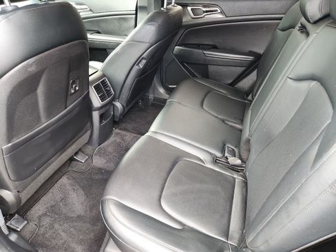 Used 2024 Kia Sportage EX FWD image 28