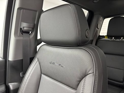New 2026 GMC Sierra 2500 Denali w/ Denali Reserve Package AWD/4WD image 46