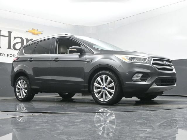 Used 2017 Ford Escape Titanium FWD image 2