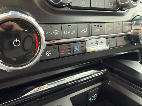 New 2026 Ford F350 Lariat w/ Lariat Ultimate Package image 31