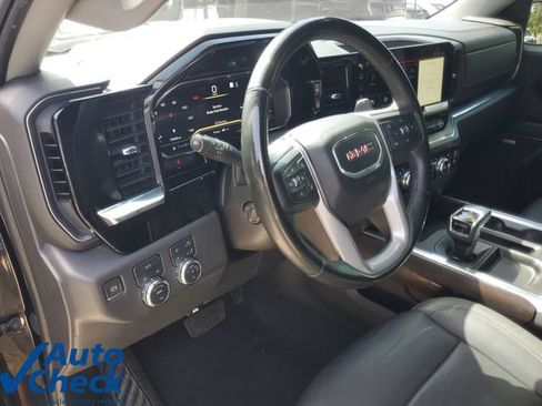 Used 2023 GMC Sierra 1500 SLT w/ SLT Premium Package AWD/4WD image 18