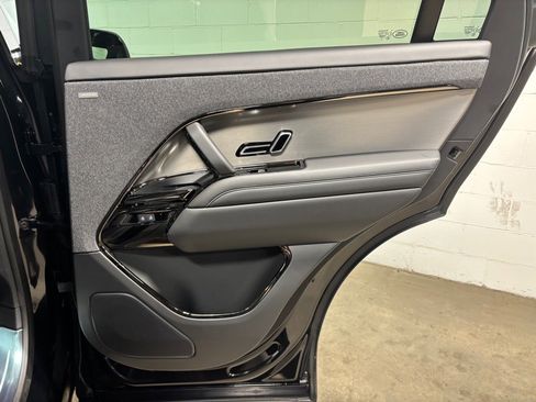 New 2025 Land Rover Range Rover Sport Dynamic SE image 40