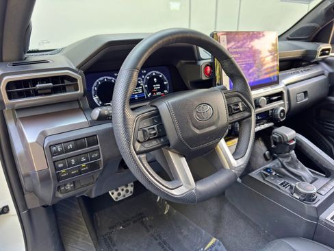 Used 2024 Toyota Tacoma TRD Sport w/ TRD Sport Premium Package image 14