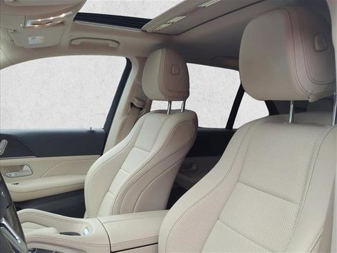 Used 2020 Mercedes-Benz GLE 350 4MATIC image 11