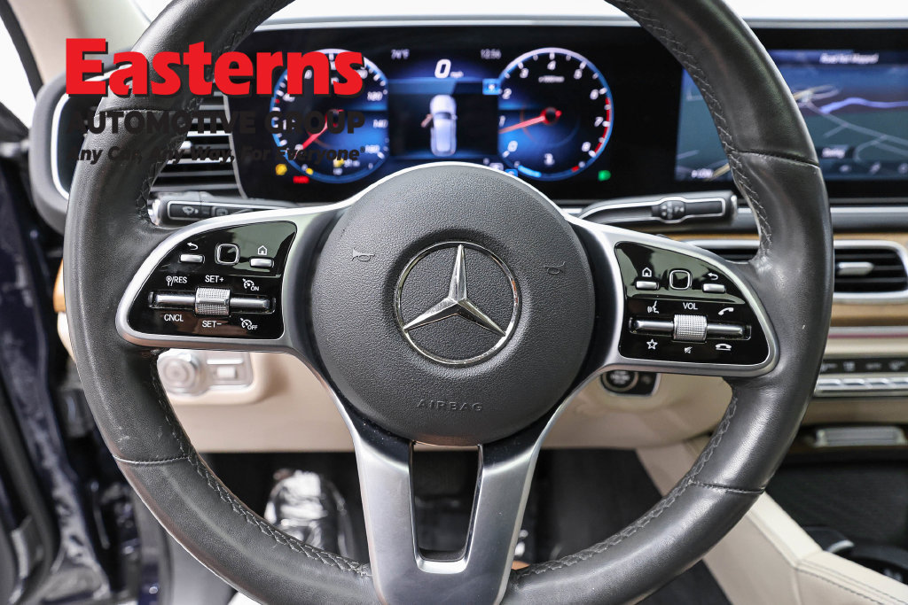 Used 2020 Mercedes-Benz GLE 350 4MATIC w/ Premium Package image 11